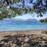 Vako Vathi (Meganisi)