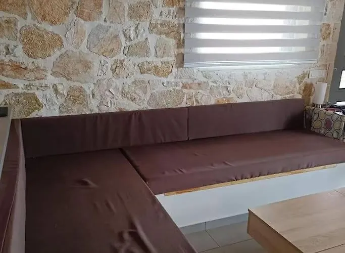 Vako * Vathi (Meganisi)