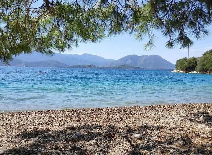 Vako Vathi (Meganisi)